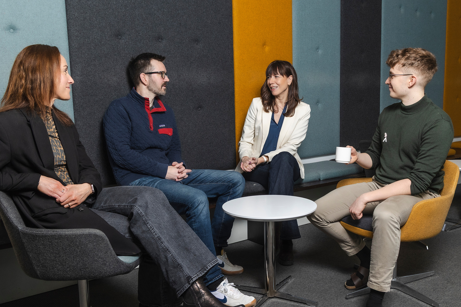 Snjallari ferlar, öflug vaktavirkni og ný lausn fyrir sjómannalaun í mars útgáfu Kjarna